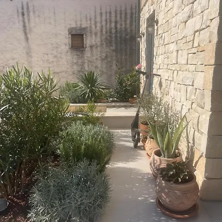 Noemi Holiday home Marcana